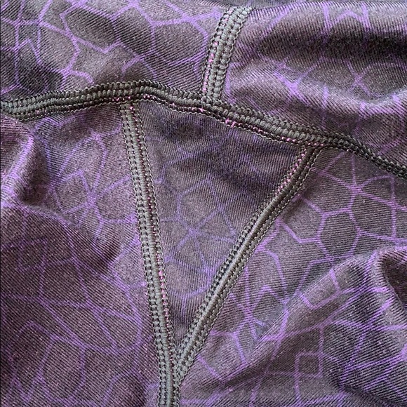 Nike Dri-Fit Cropped Leggings - Picture 3 of 7